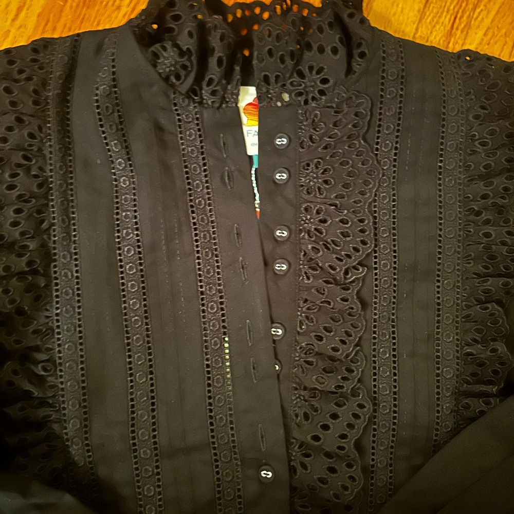 FARM Rio Black Lace Top - Picture 6 of 6